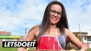 Morena de gran culo Jenifer Valencia follada de cerca con una gran polla - CARNE DEL MERCADO - Porno en español 100% gratis titulado: Morena de gran culo Jenifer Valencia follada de cerca con una gran polla - CARNE DEL MERCADO - Os traemos para vuestro go...