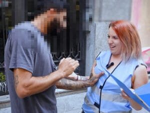 Vídeo porno de Fakings gratis en la que puedes ver a: Krystal Genner. Increíble escena porno en español de una duración de 06:38 minutos. Este vídeo de la productora fákings clasificado en la serie Los Cazatolas.