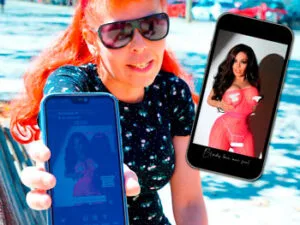 Vídeo porno de Fakings gratis en la que puedes ver a: Valery Laf. Increíble escena porno en español de una duración de 21:07 minutos. Este vídeo de la productora fákings clasificado en la serie Negrateadas.
